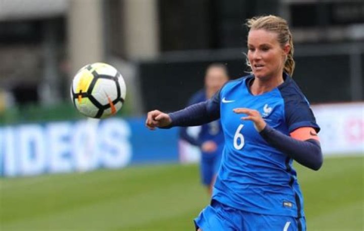Amandine Henry Age, Wiki, Biography, Wife, Children, Salary, Net Worth, Parents
