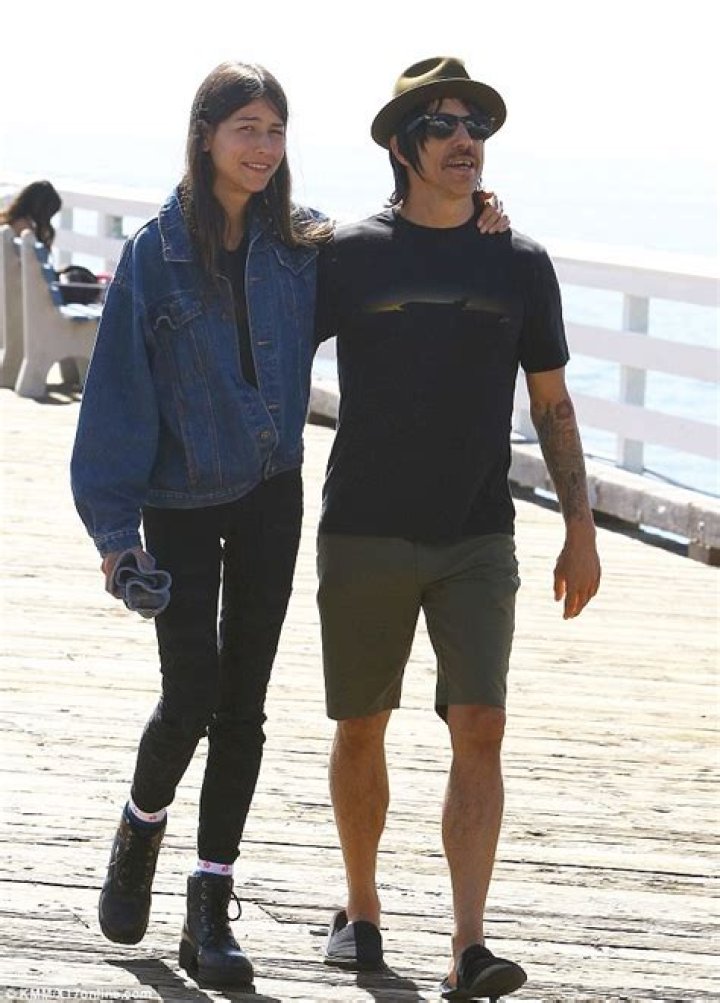 Anthony Kiedis And His Girlfriend Helena: A Look Into Their Relationship And Age Difference