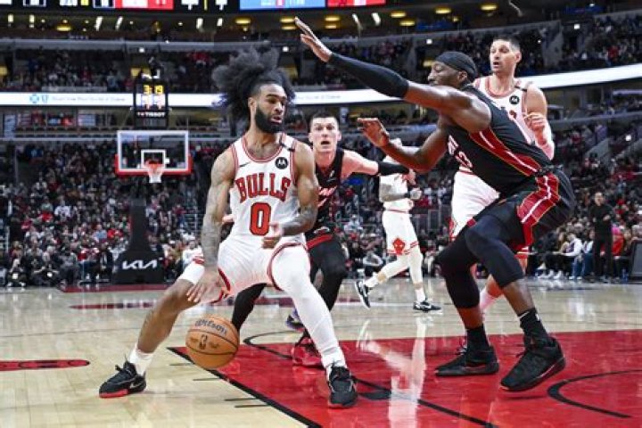 Chicago Bulls vs Miami Heat live stream: Watch for free