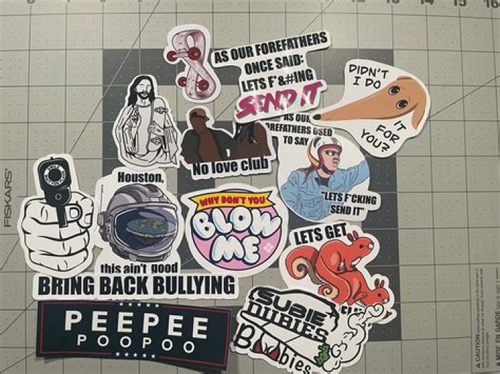 Larry Enticer Age, Height, Wiki, Net Worth, Sunglasses, Bio