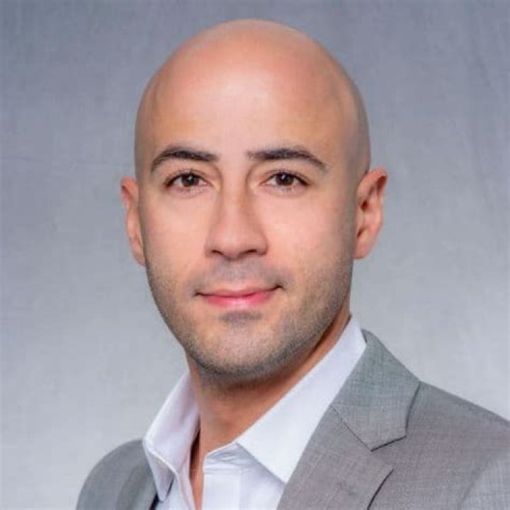 Mola Lenghi Wikipedia: Bio, Age, Nationality, Parents, Partner, CBS and Salary