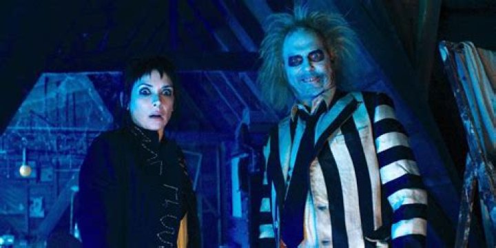 Rumors Are Beetlejuice Sister Erica Died, Is She Still Alive? What Really Happened?